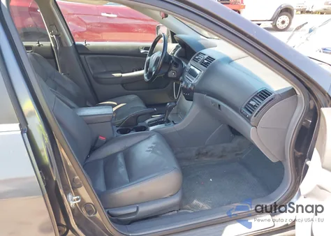 2006 Honda Accord 2.4 Ex from USA, damaged, VIN 1HGCM56836A172751